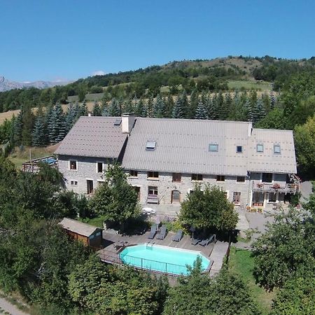 Chambre D'Hotes La Grange Des Ecrins Chabottes Esterno foto