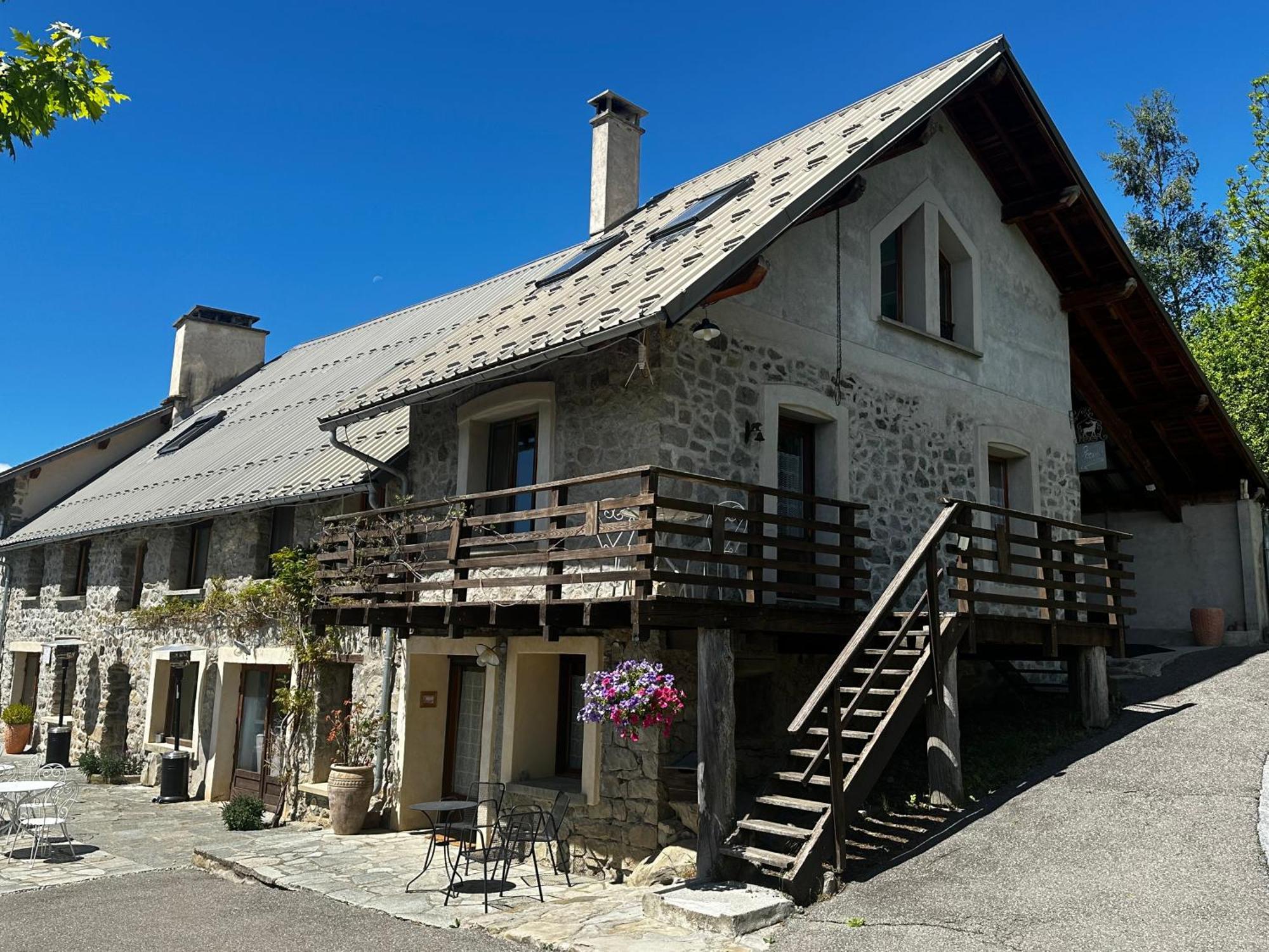 Chambre D'Hotes La Grange Des Ecrins Chabottes Esterno foto