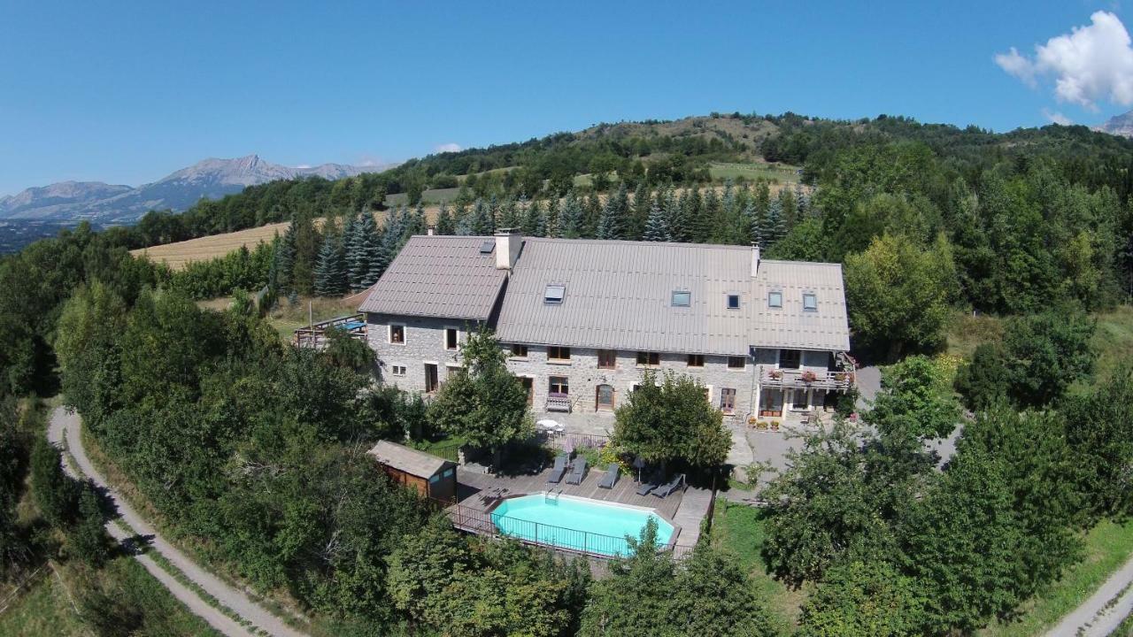 Chambre D'Hotes La Grange Des Ecrins Chabottes Esterno foto
